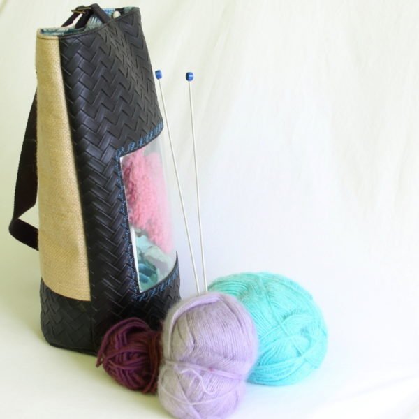 Tricotyne, le sac à ouvrage pratique pour vos aiguilles longues en forme carquois