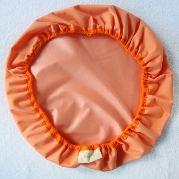 Charlotte couvre plat orange avec biais orange, contact alimentaire
