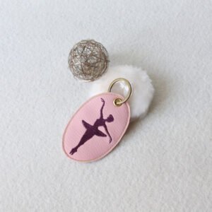 Porte clefs en simili brodé personnalisé